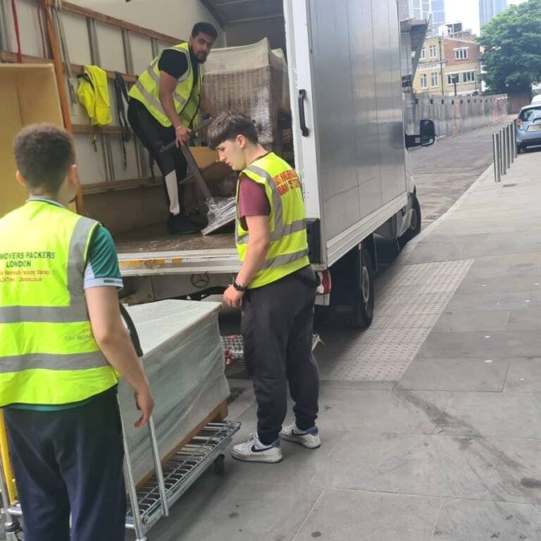 🌟 Stress-Free London Moves Start with Professional Packing & Unpacking Services