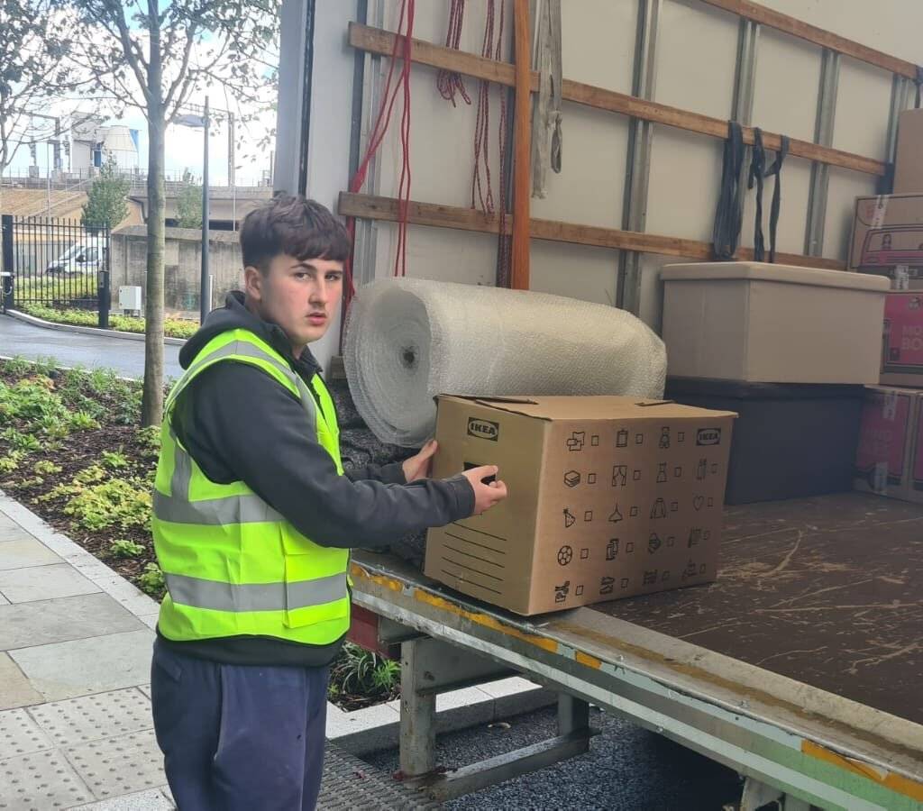 From Studio Flats to Stylish Apartments – Mayfair Moving & Storage Made Easy