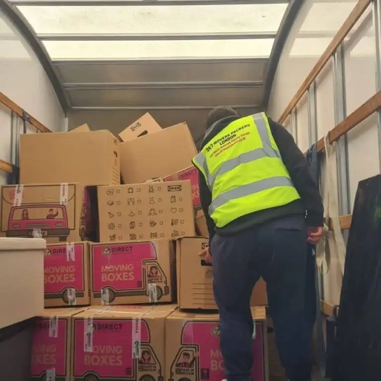 Why Smart Londoners Trust Professional Packing Services