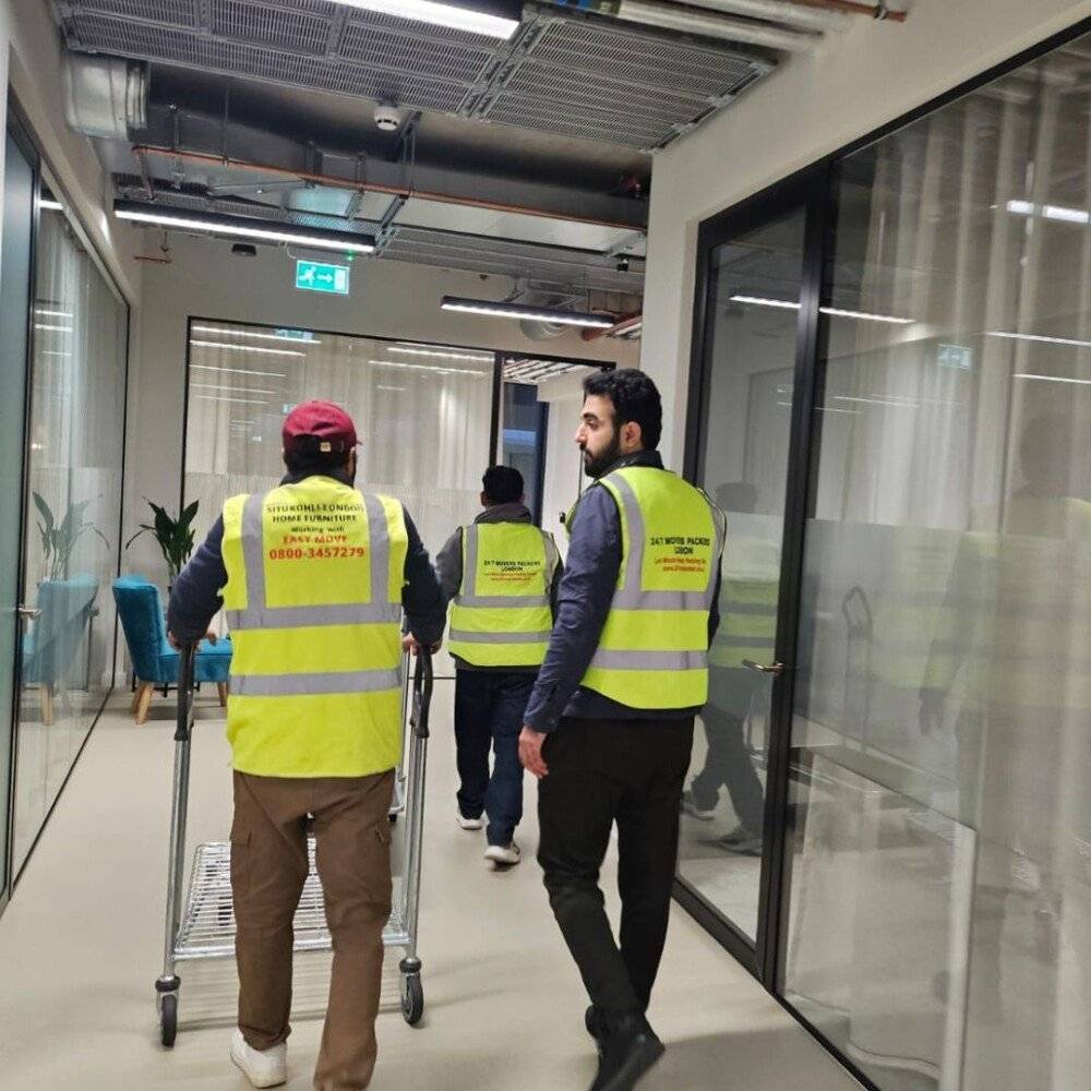 Top Advantages of Hiring Office Removal Companies in London