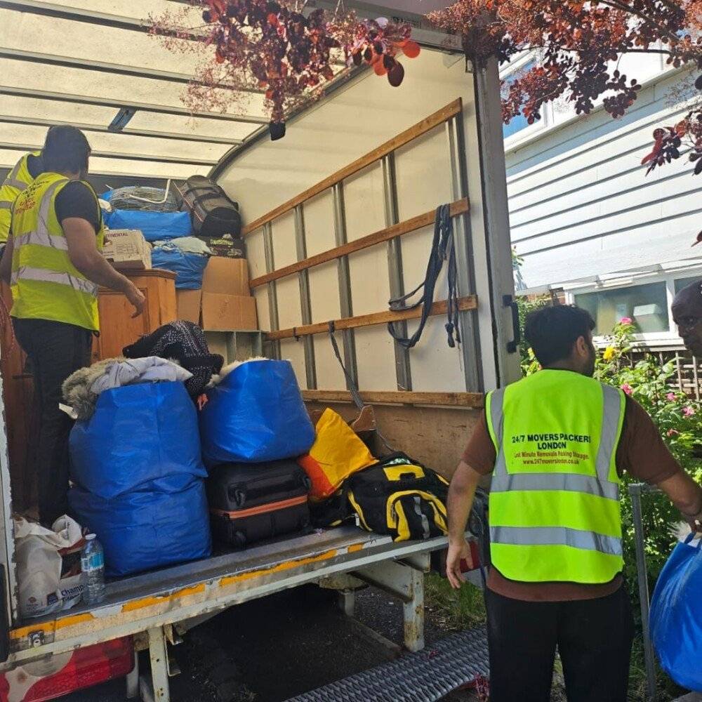 Award-Winning Movers Trusted Across Baker Street W1