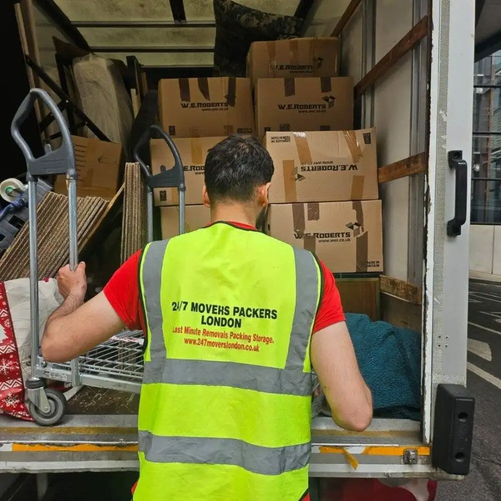 cheap last minute removals London
